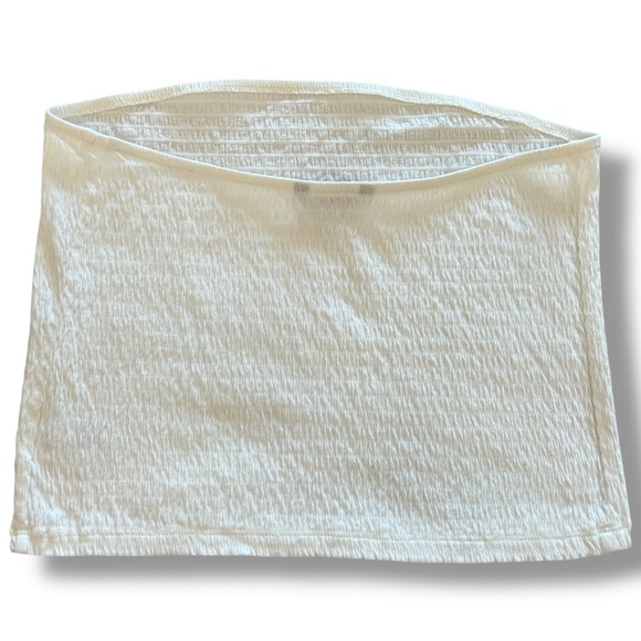 American Eagle AEO White Strapless Smocked Tube Top Crop Cotton Shirt size Large - Picture 3 of 6